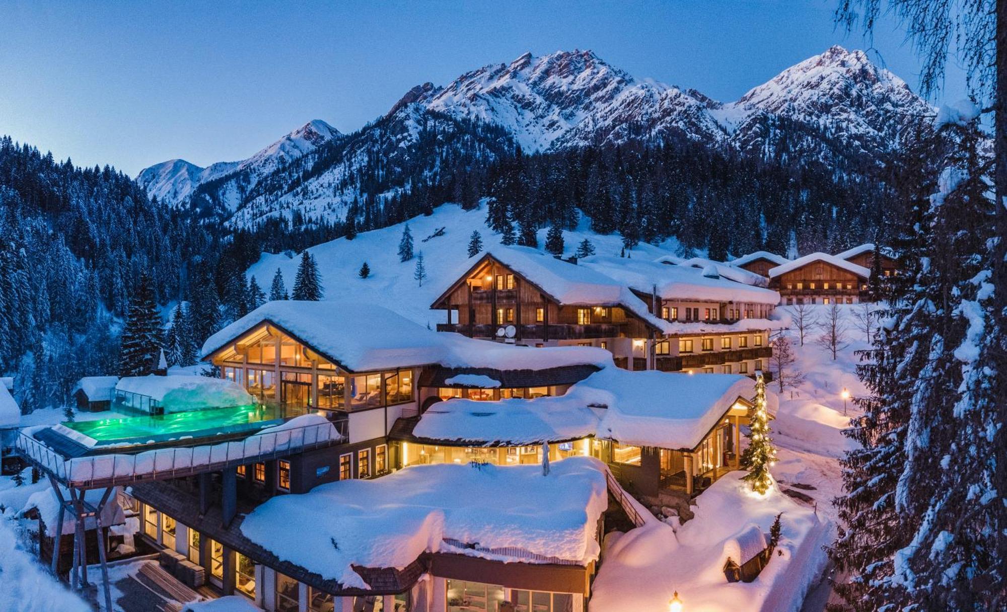 Almwellness-Resort Tuffbad Sankt Lorenzen im Lesachtal Exteriér fotografie